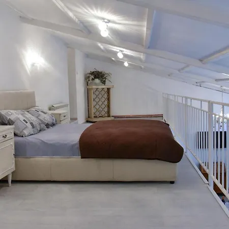 Tiffany Apartment Belgrade
